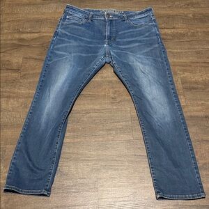 American Eagle Outfitters Men's Classic Blue Jeans